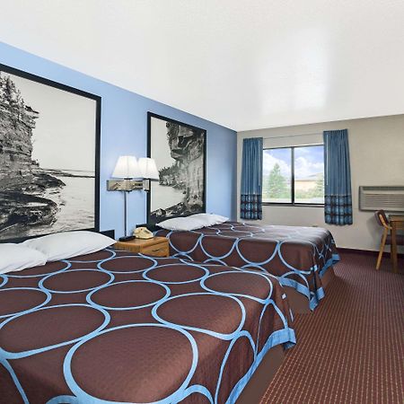 Hotel Super 8 By Wyndham Wisconsin Dells Exteriér fotografie