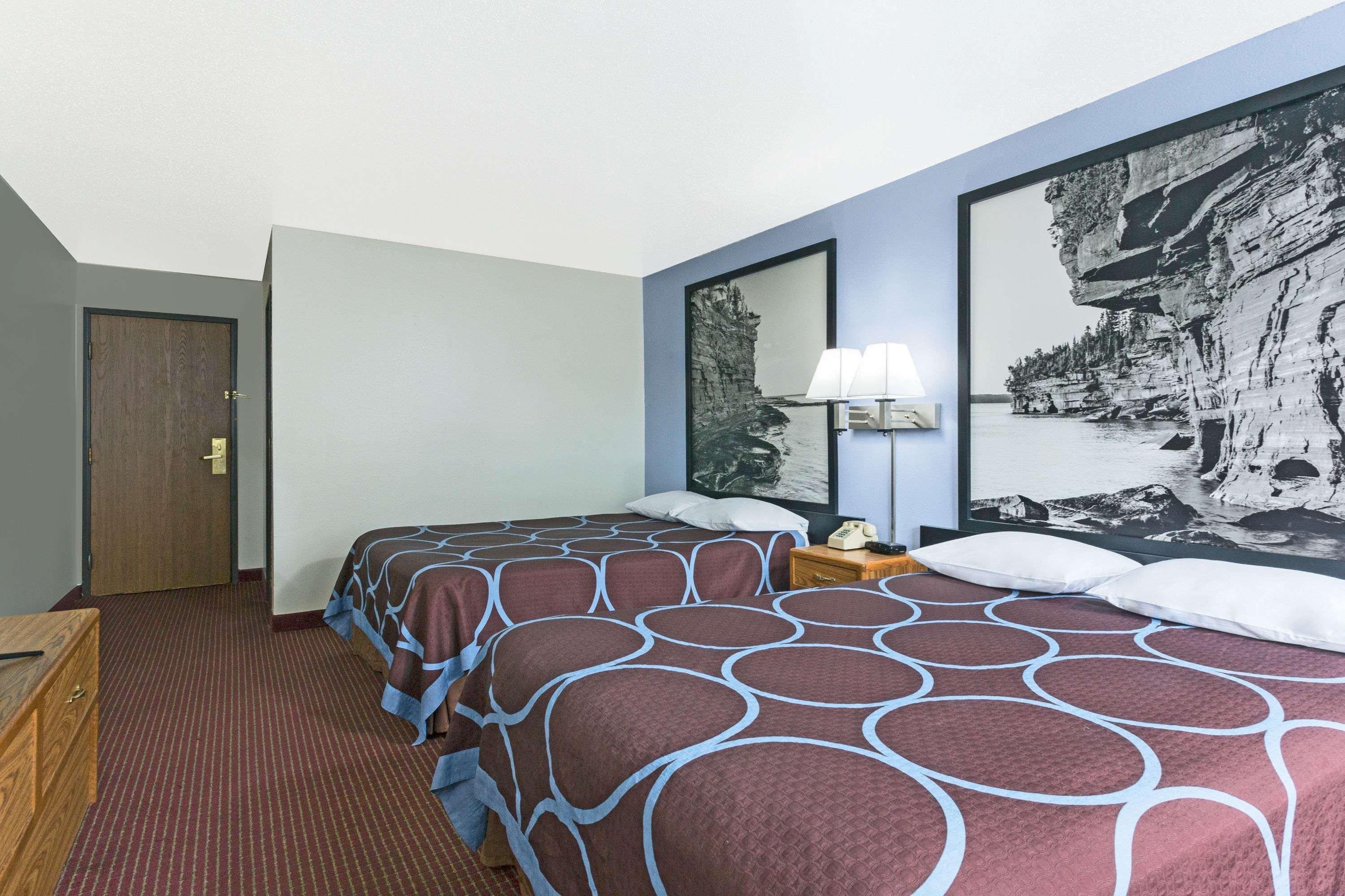 Hotel Super 8 By Wyndham Wisconsin Dells Exteriér fotografie