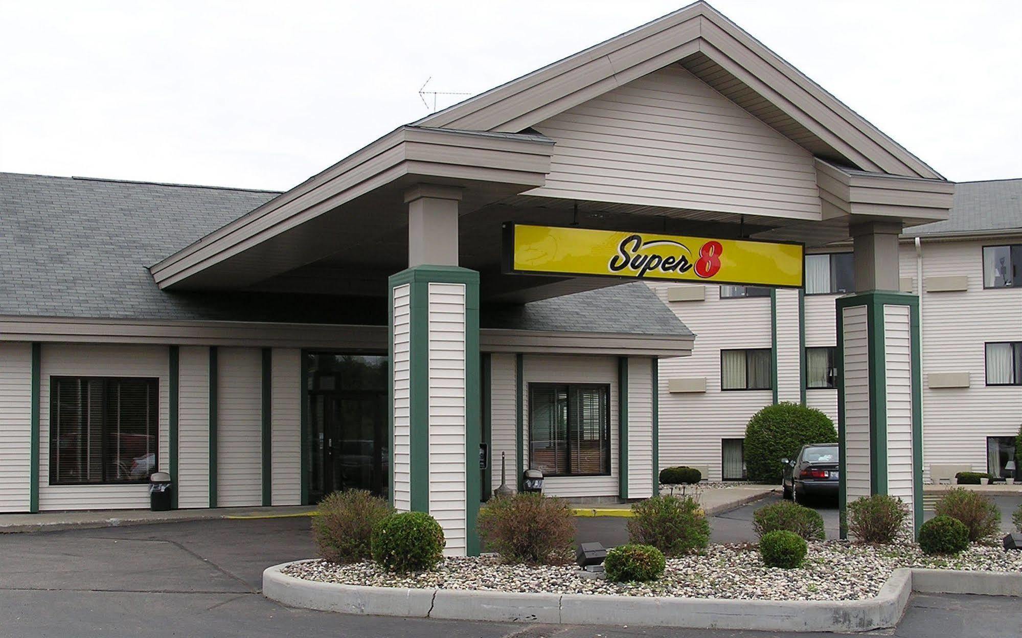 Hotel Super 8 By Wyndham Wisconsin Dells Exteriér fotografie